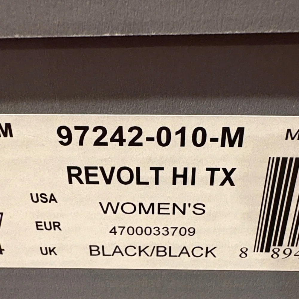 Revolt Hi TX Women's Black Sneakers NIB size 6 - Picture 5 of 6